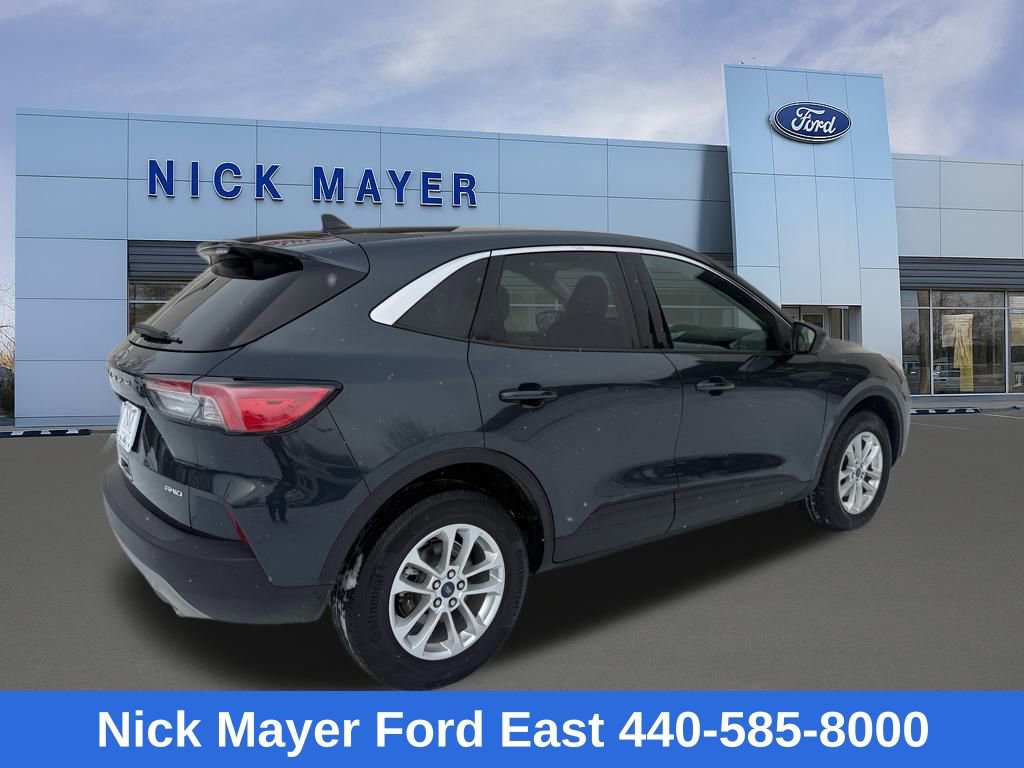Used 2022 Ford Escape SE image 7