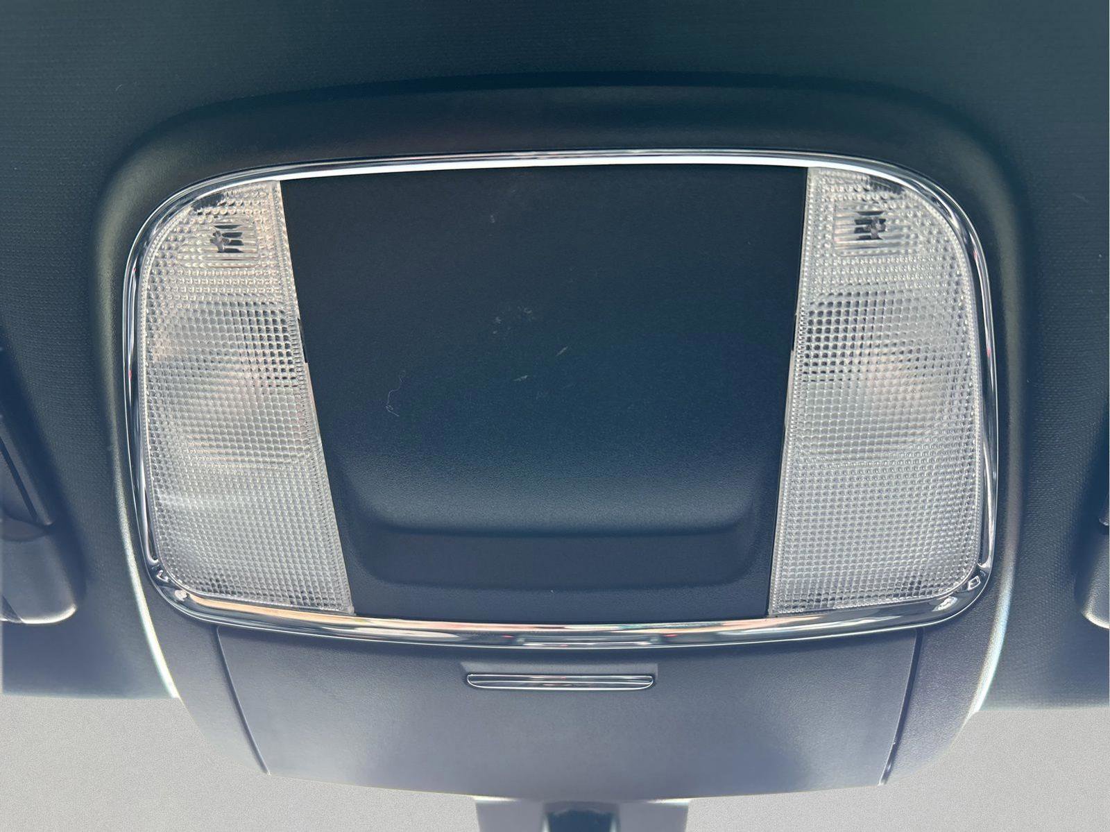 Certified 2023 Dodge Charger SXT w/ Blacktop Package image 24