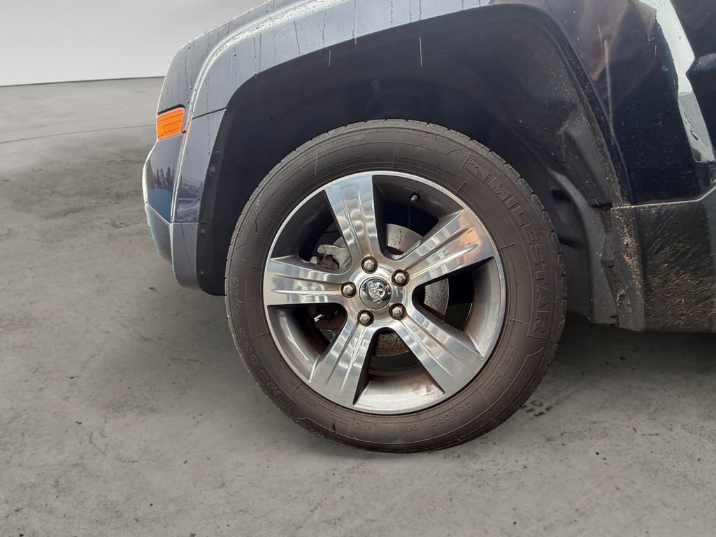 Used 2016 Jeep Patriot High Altitude FWD image 10