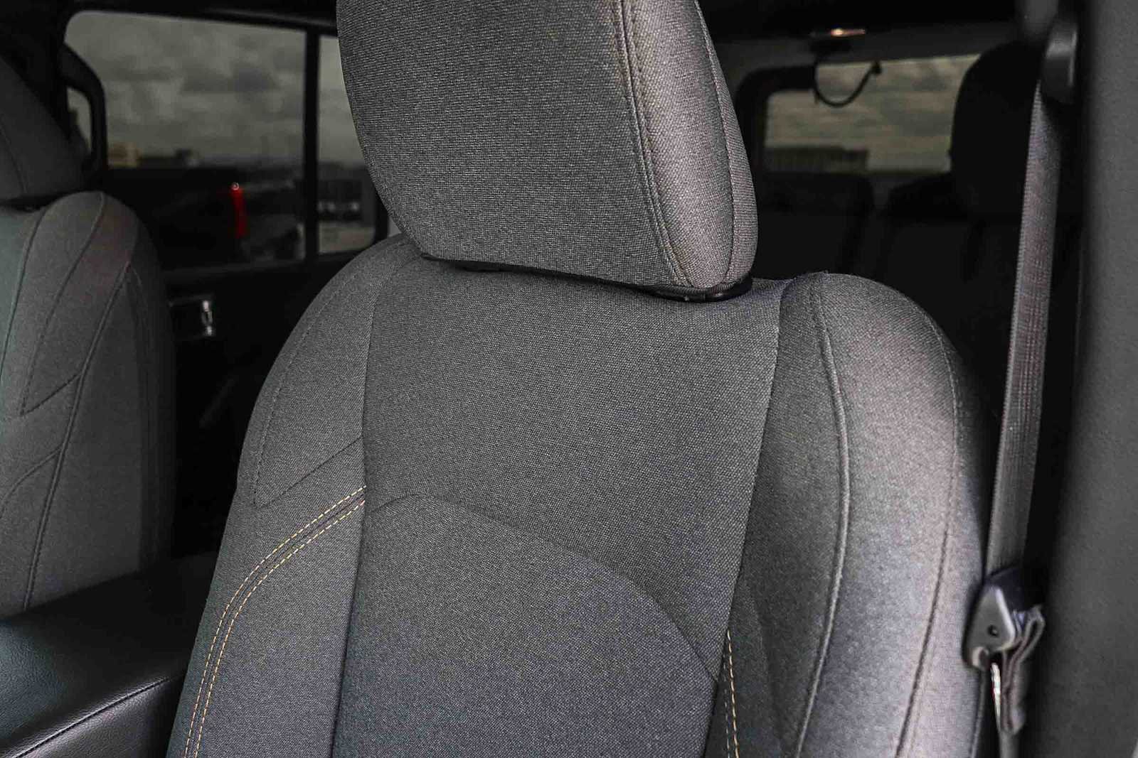 Used 2024 Jeep Wrangler Sport S image 27