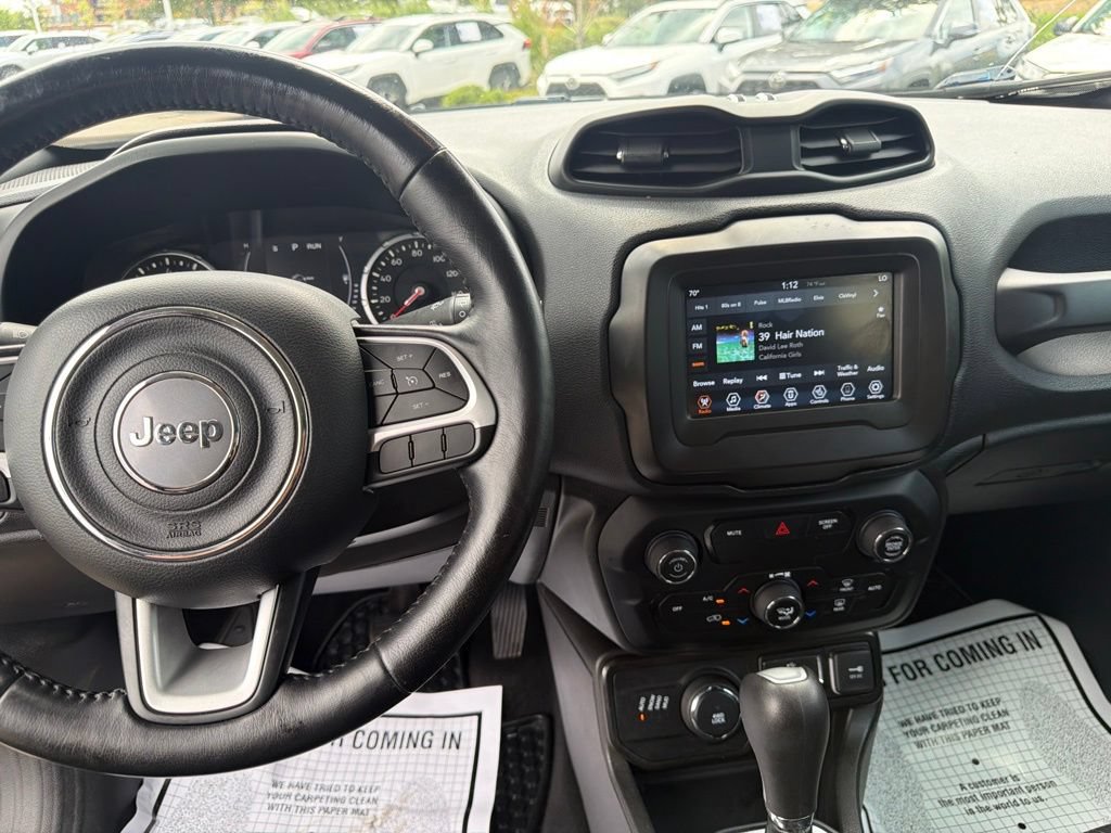 Used 2020 Jeep Renegade Latitude w/ Popular Equipment Group AWD/4WD image 27