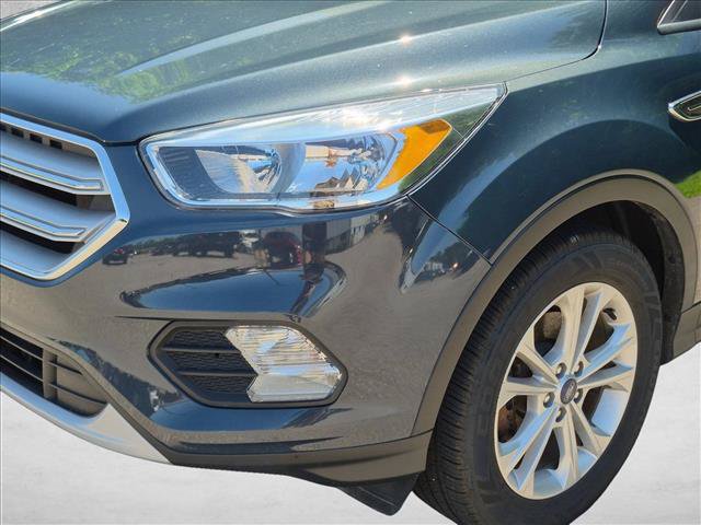 Used 2019 Ford Escape SE FWD image 12