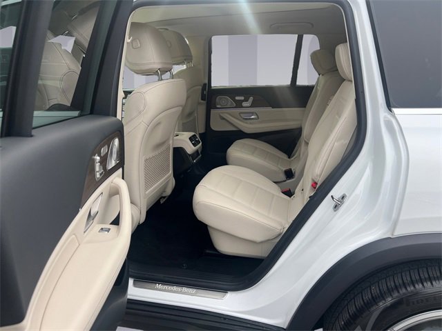 Used 2025 Mercedes-Benz GLS 450 GLS 450 image 16