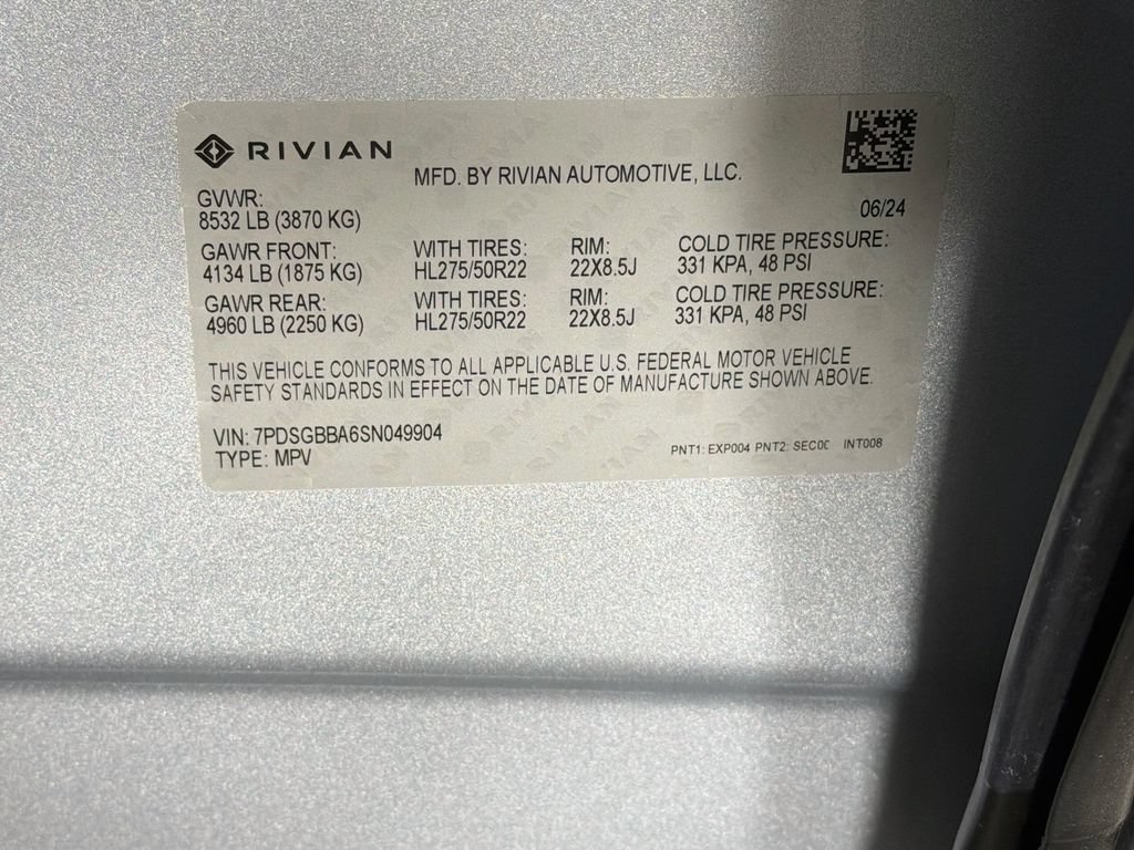 Used 2025 Rivian R1S Adventure AWD/4WD image 35