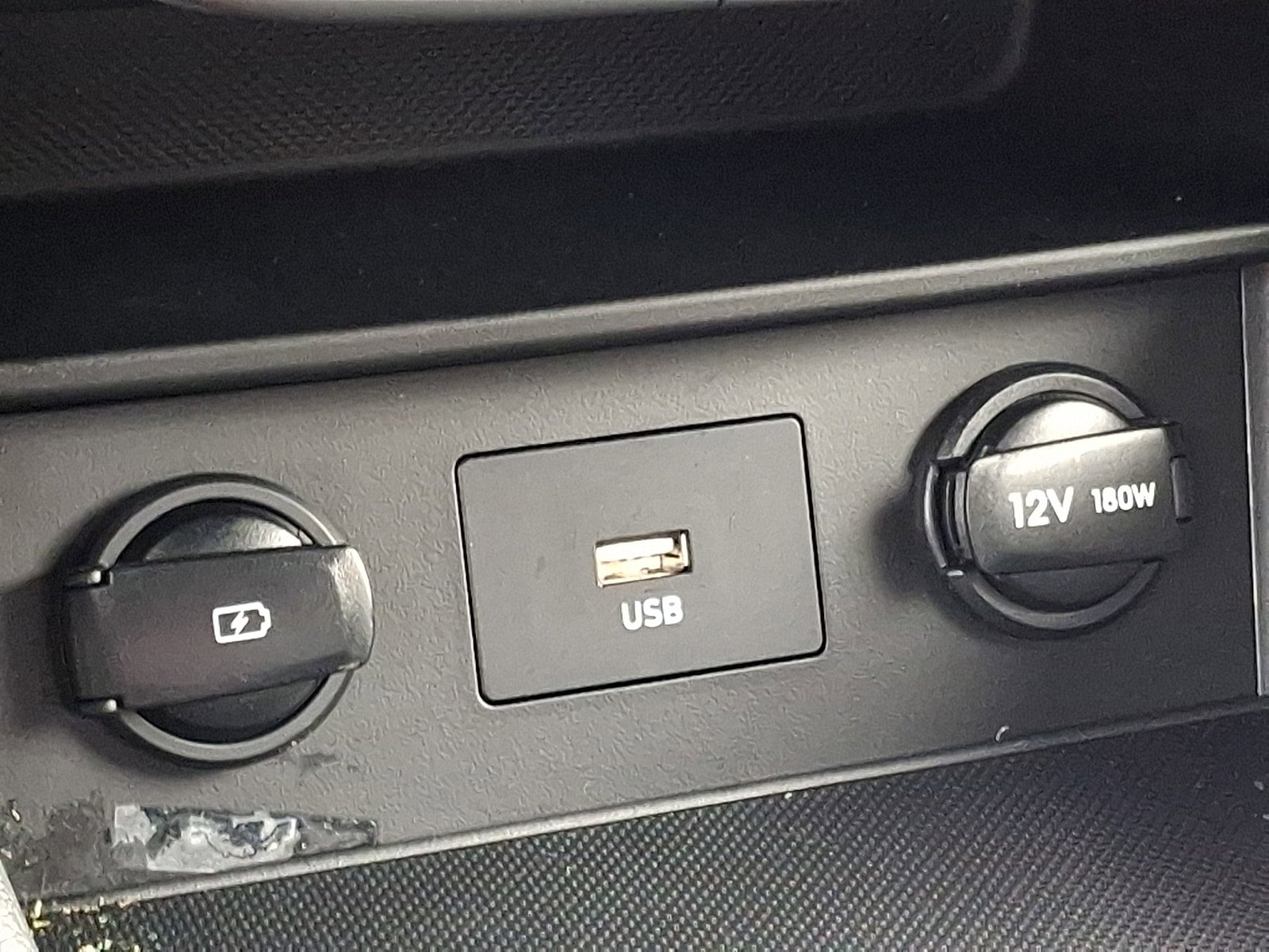 Certified 2023 Hyundai Kona SEL AWD/4WD image 24