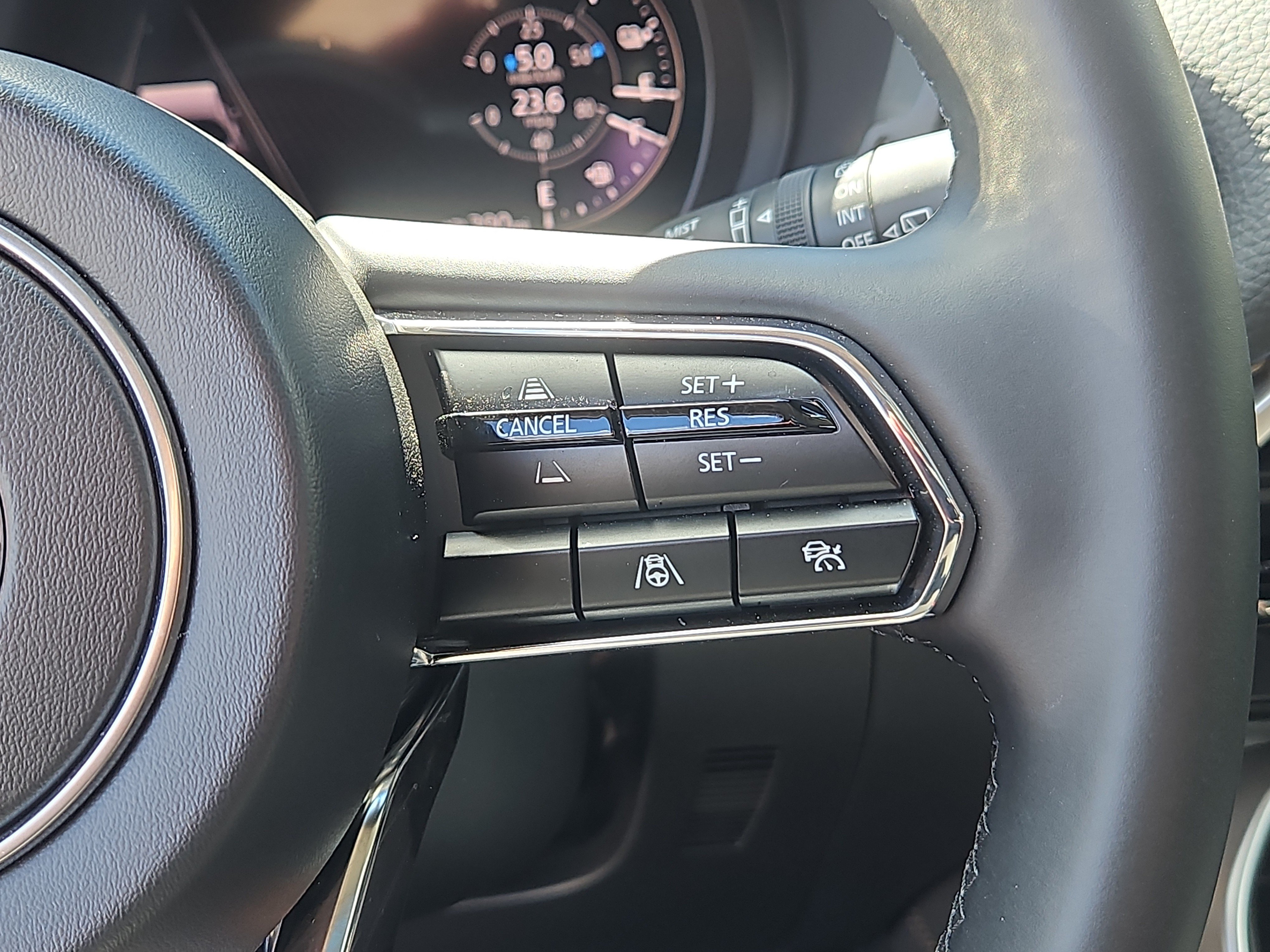 Certified 2025 MAZDA CX-70 Plug-In Hybrid w/ Premium Pkg AWD/4WD image 21