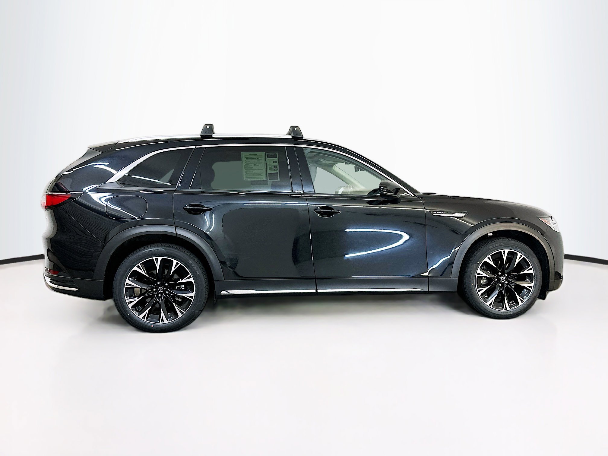 Used 2024 MAZDA CX-90 Plug-In Hybrid w/ Premium Pkg image 10
