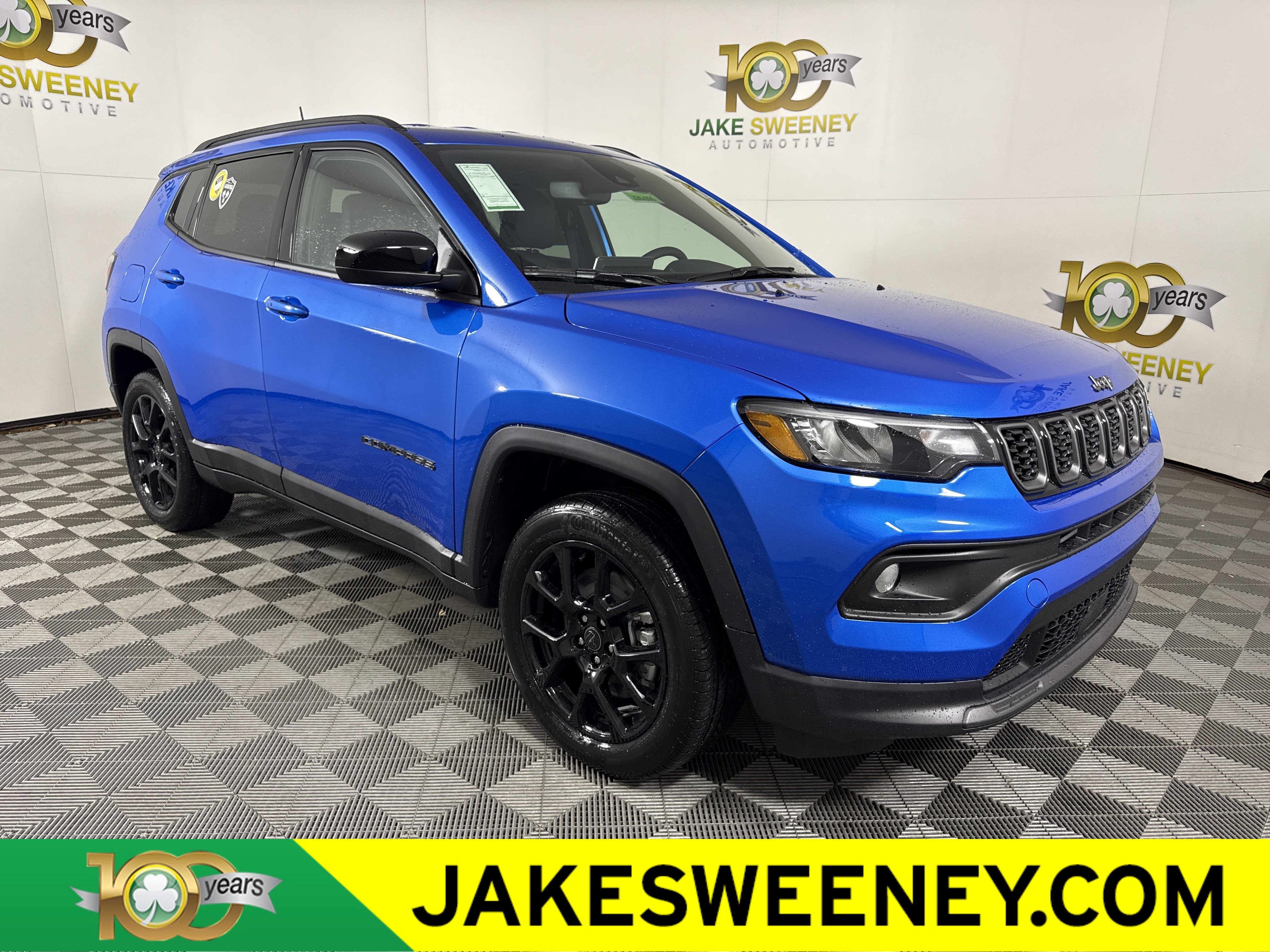New 2026 Jeep Compass Latitude AWD/4WD image 1