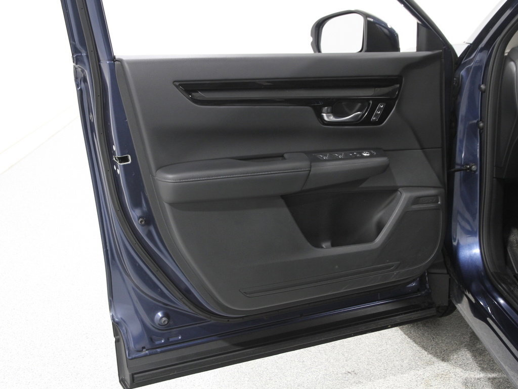 Used 2023 Honda CR-V EX-L image 4