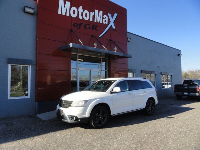 Used 2019 Dodge Journey Crossroad image 1