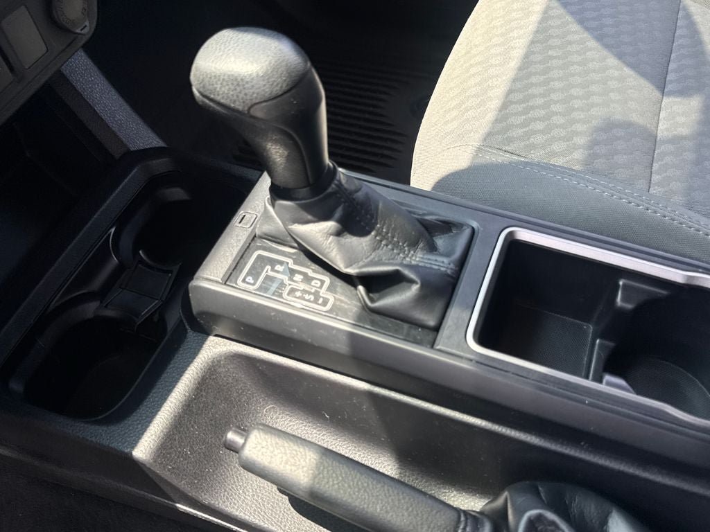 Used 2023 Toyota Tacoma SR AWD/4WD image 19