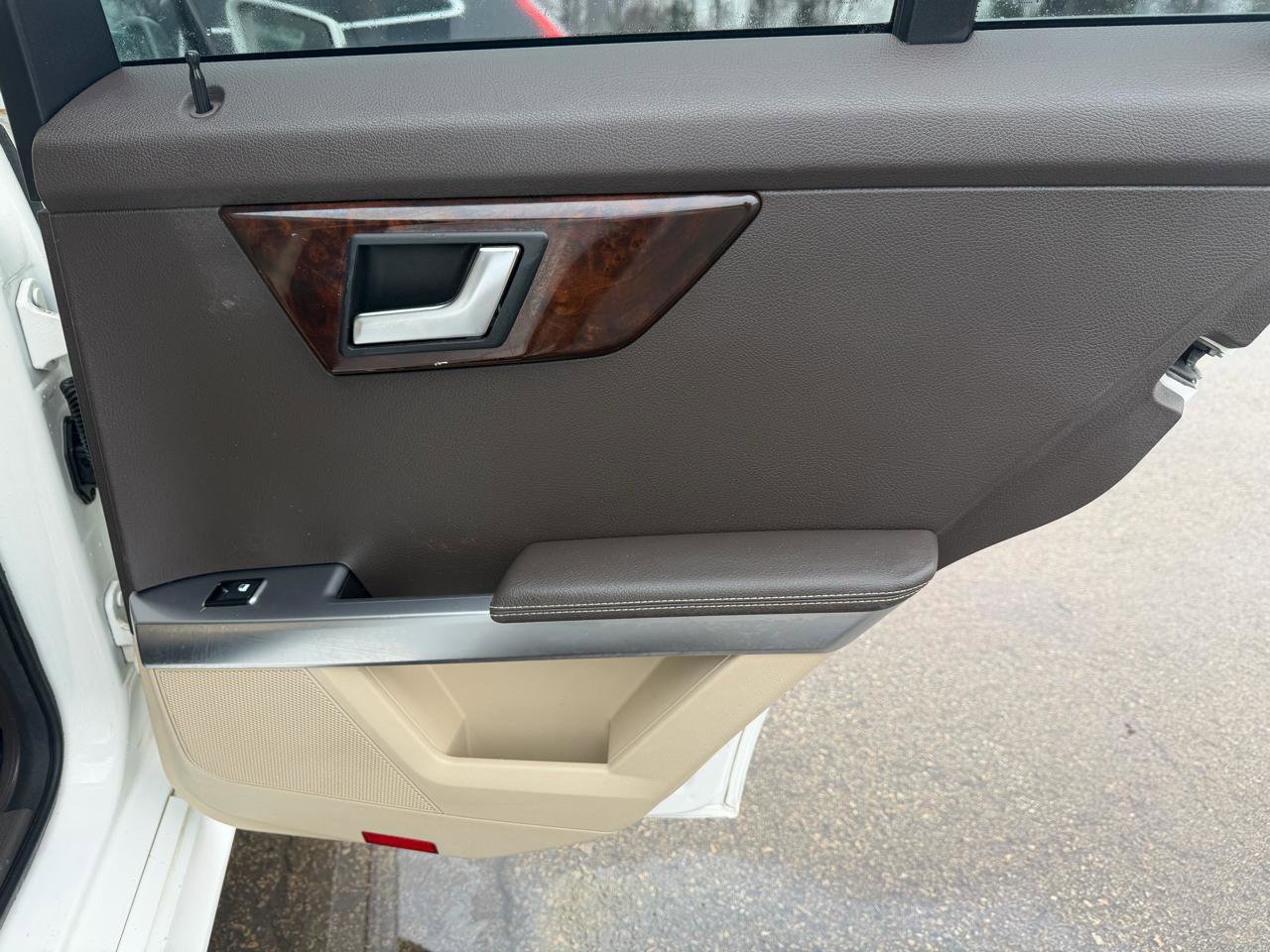 Used 2015 Mercedes-Benz GLK 350 4MATIC image 17