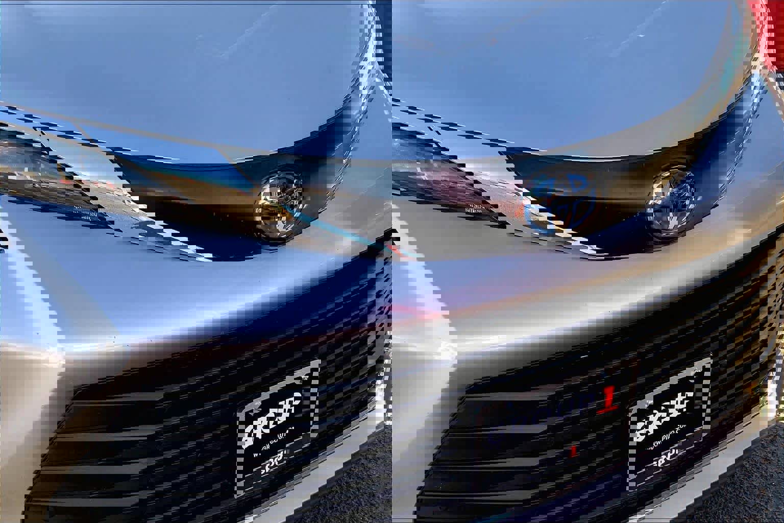 Used 2024 Toyota Sienna XLE image 30