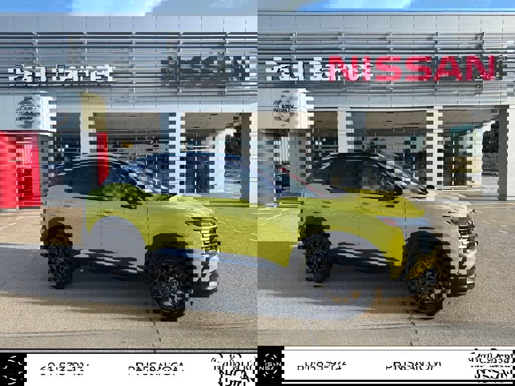 New 2025 Nissan Kicks SR image 10