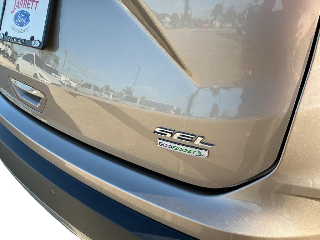 Used 2020 Ford Edge SEL w/ Convenience Package FWD image 12