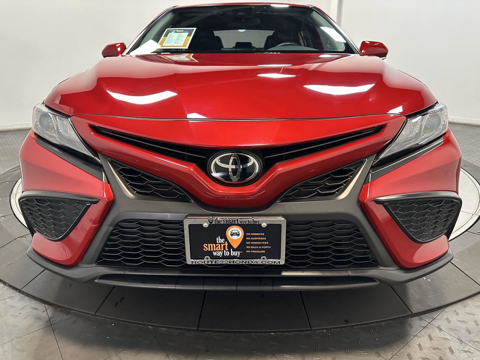 Used 2024 Toyota Camry SE FWD image 5