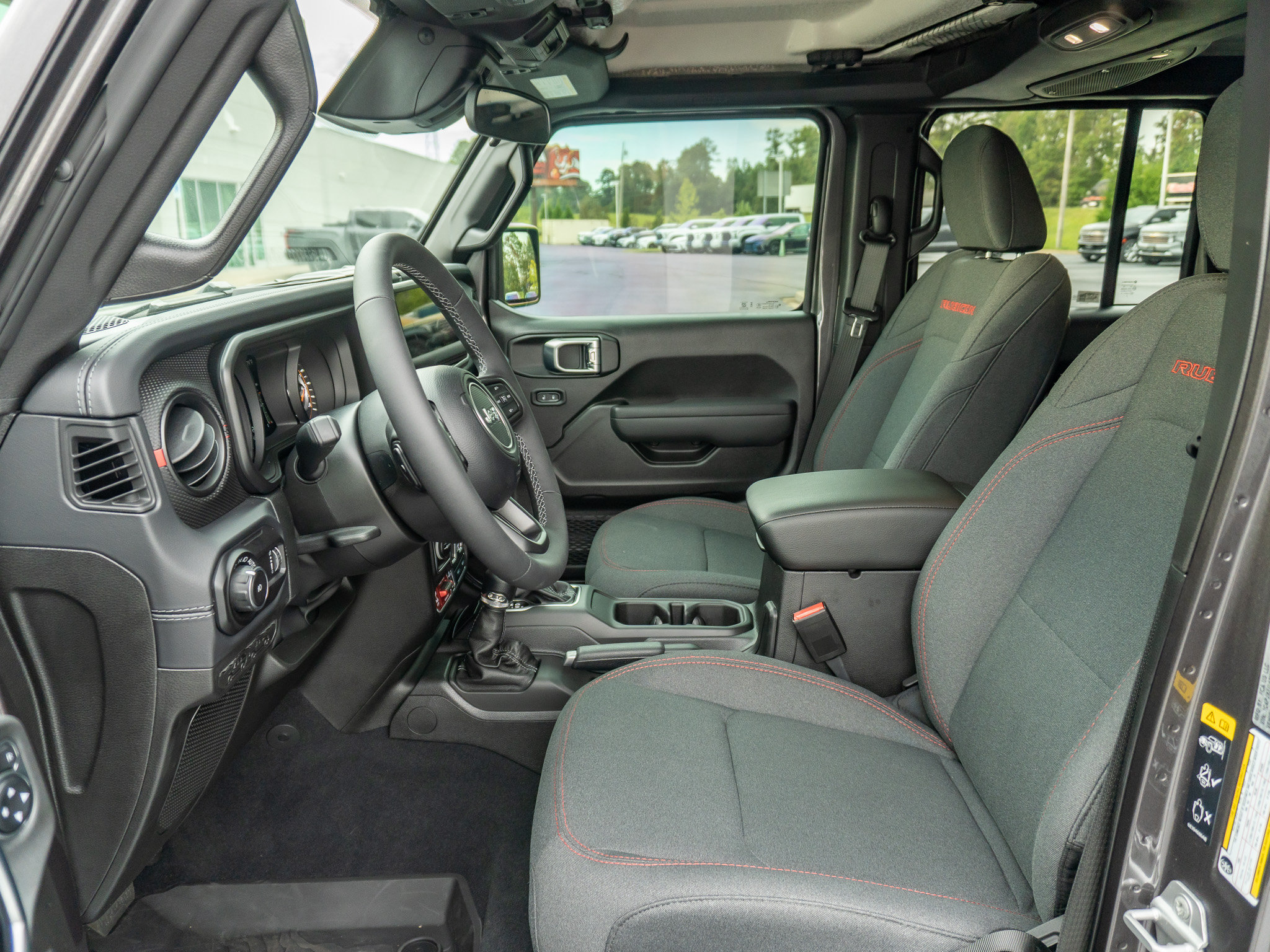 Used 2026 Jeep Wrangler Unlimited Rubicon AWD/4WD image 11