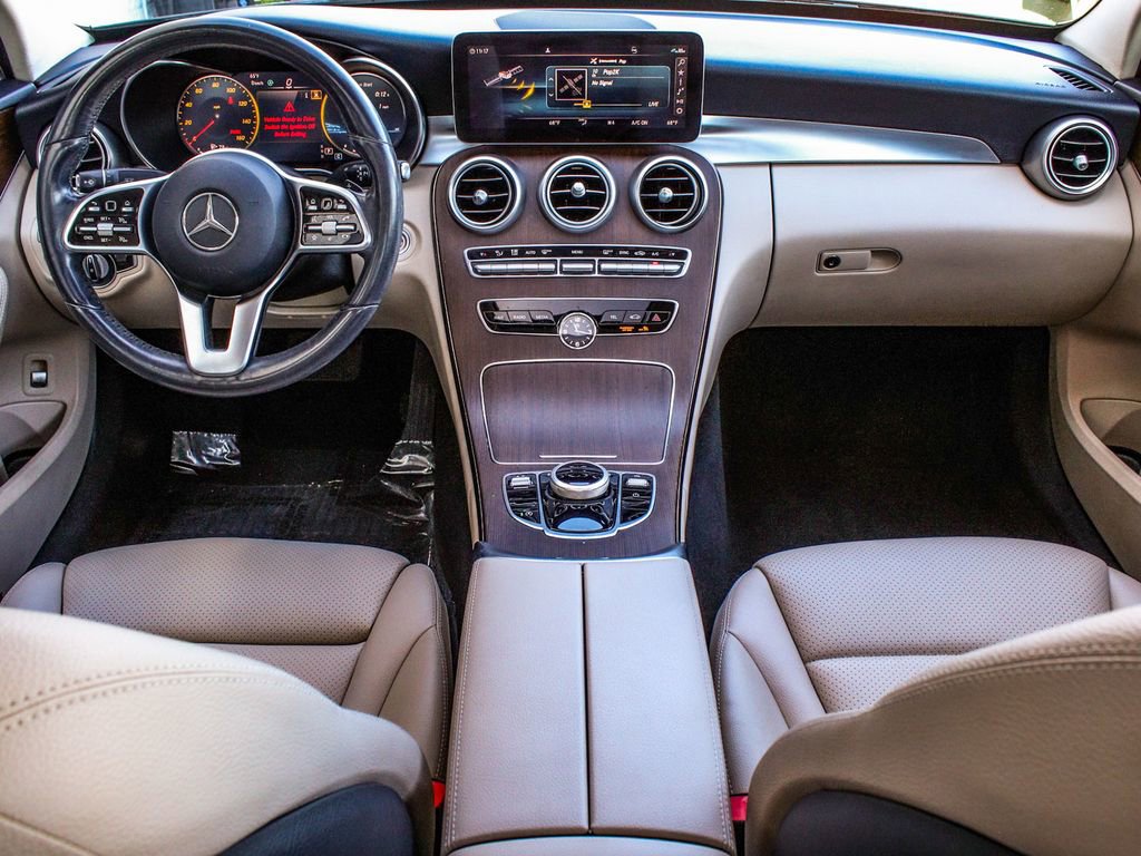Used 2021 Mercedes-Benz C 300 4MATIC Sedan image 36