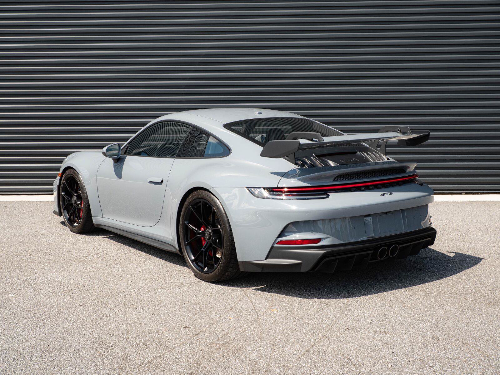 Used 2024 Porsche 911 GT3 RWD image 3