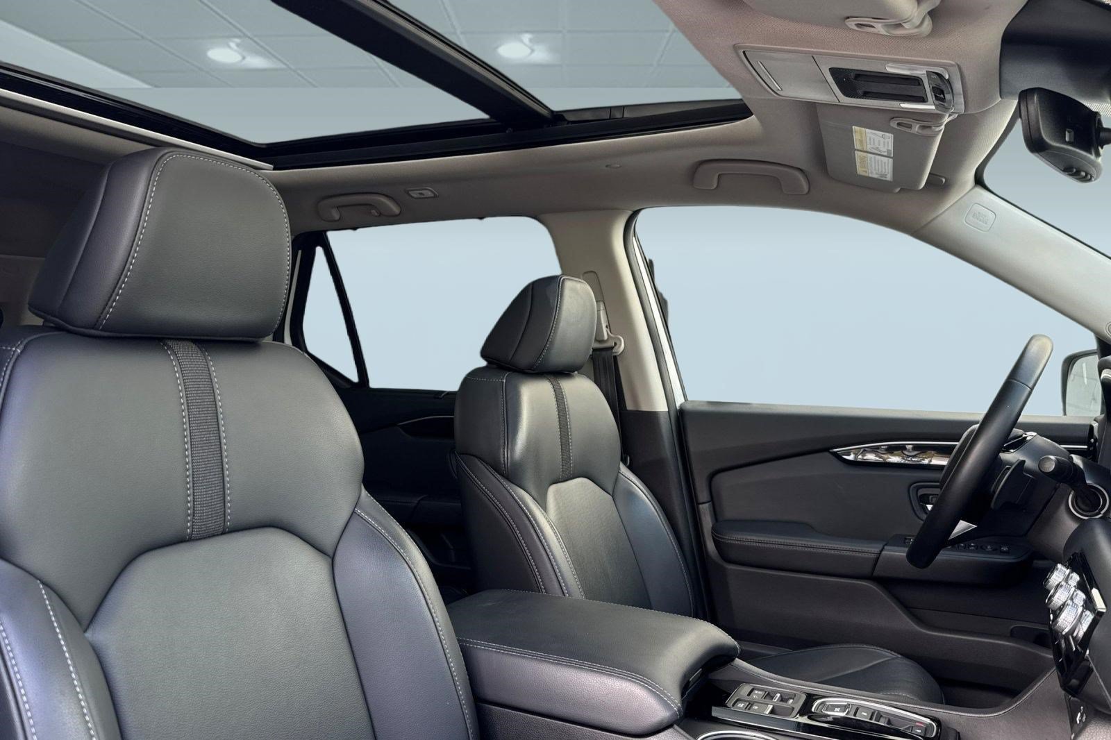 Certified 2023 Honda Pilot Touring image 25