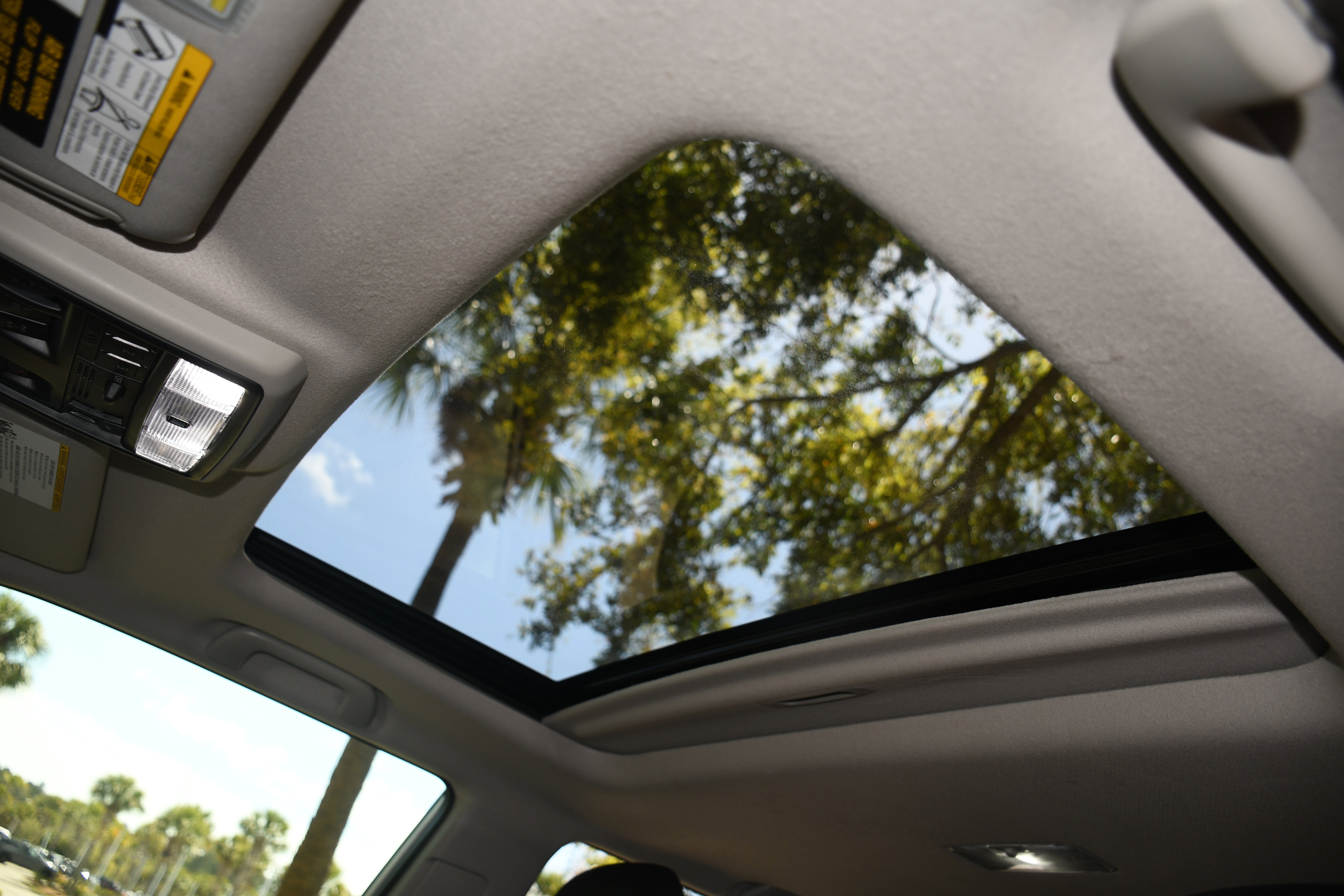 Certified 2024 Toyota 4Runner TRD Off-Road Premium w/ Moonroof Package AWD/4WD image 7