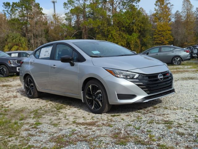 New 2025 Nissan Versa SR w/ Trunk Package image 2