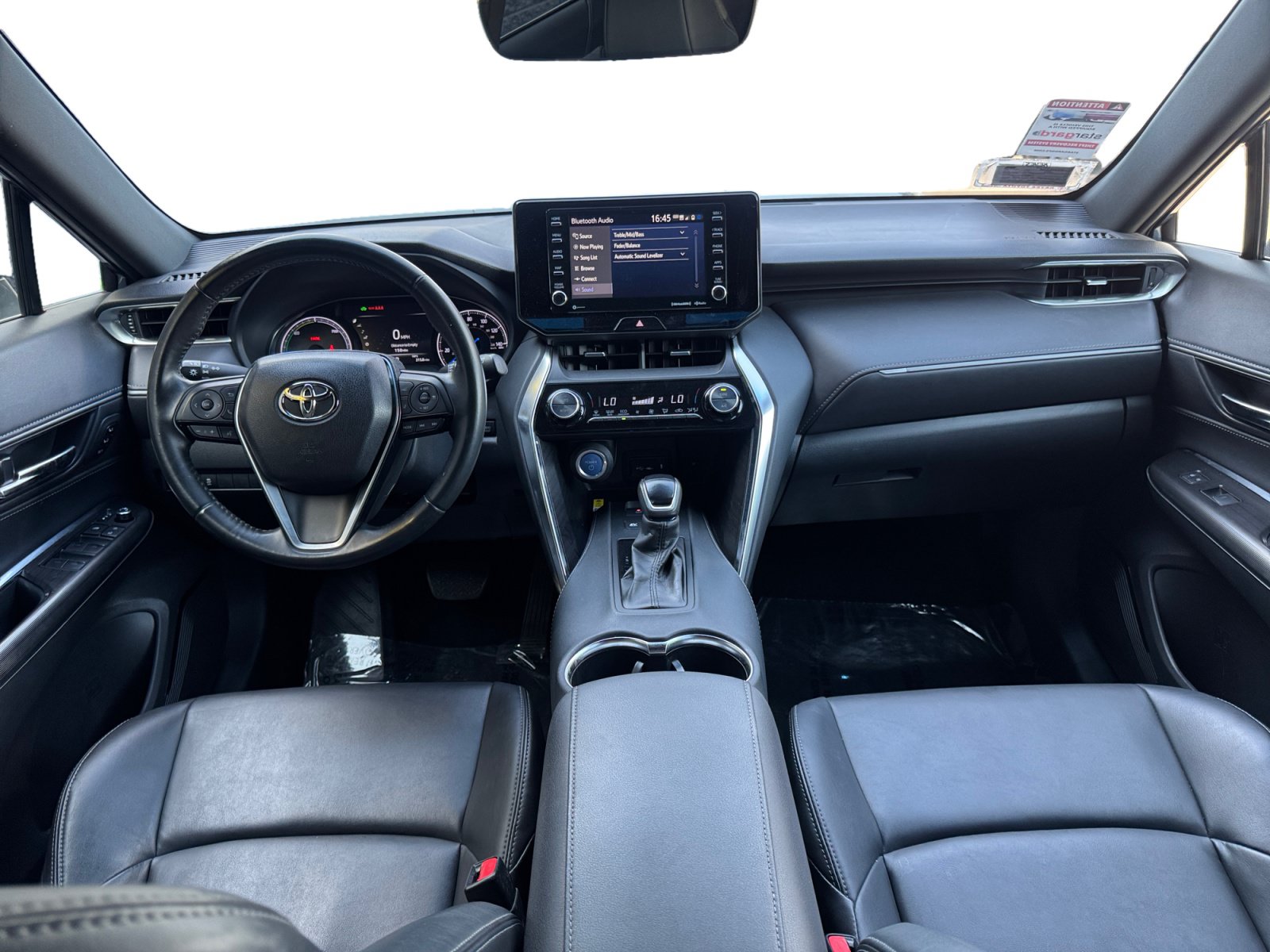 Used 2022 Toyota Venza XLE AWD/4WD image 10