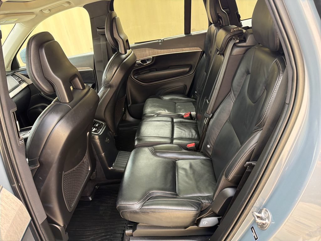 Used 2022 Volvo XC90 T8 Inscription w/ Advanced Package AWD/4WD image 18