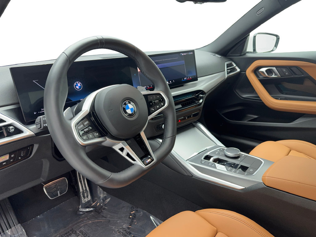 Used 2025 BMW 230i xDrive Coupe AWD/4WD image 17