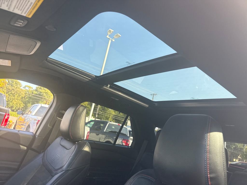 Used 2023 Ford Explorer ST w/ Equipment Group 401A image 18