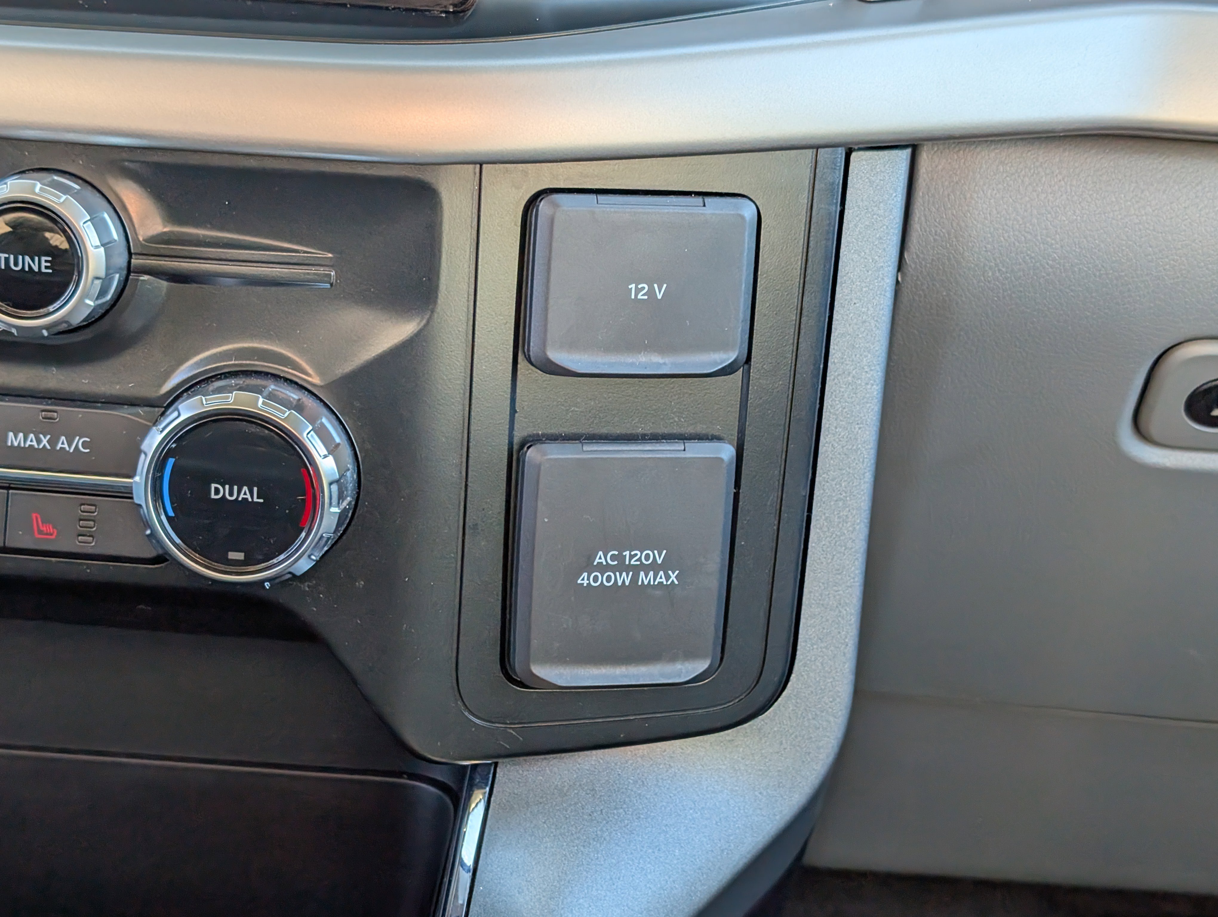 Certified 2022 Ford F150 XLT w/ Equipment Group 302A High image 27