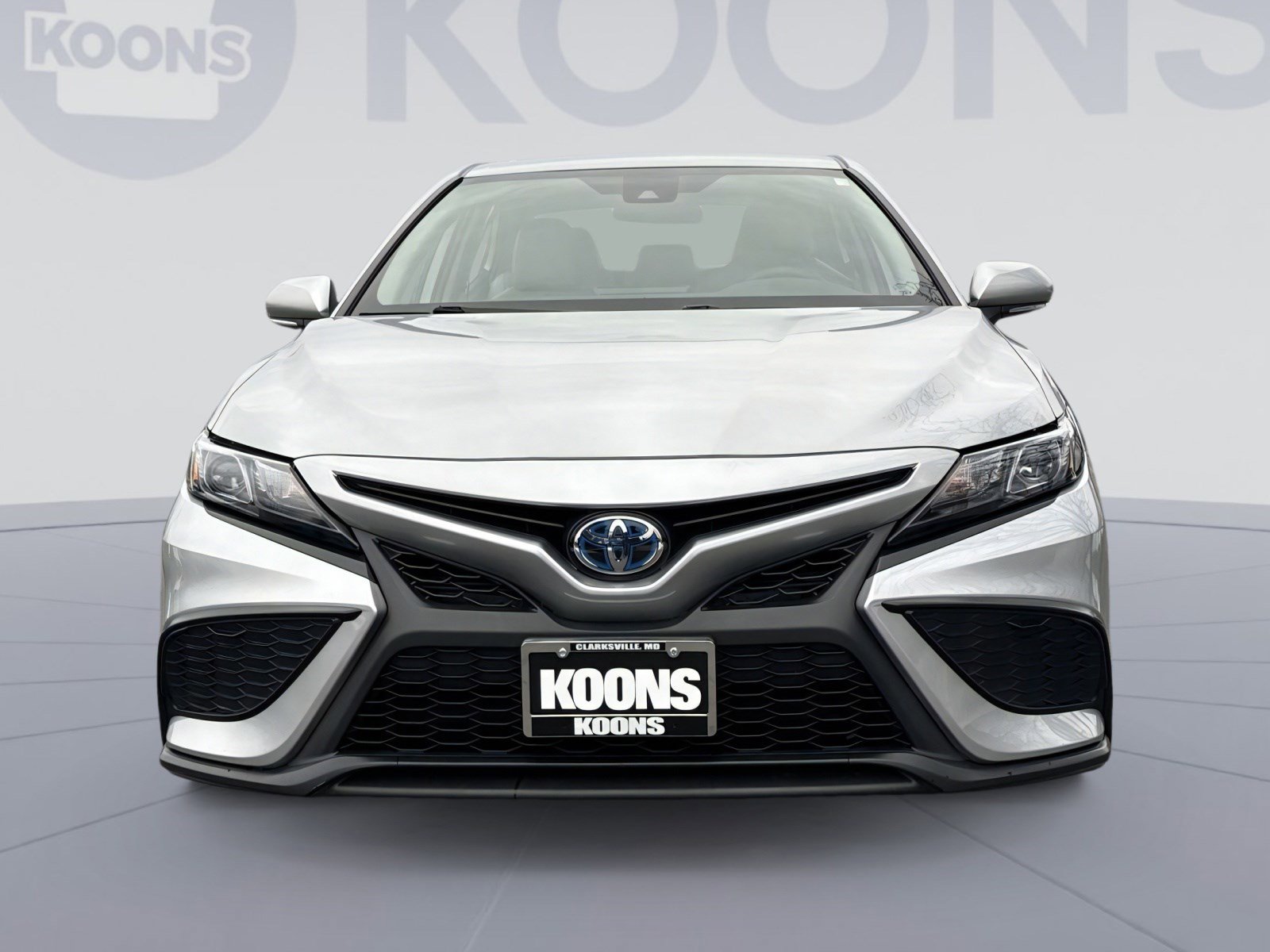 Used 2024 Toyota Camry SE image 10
