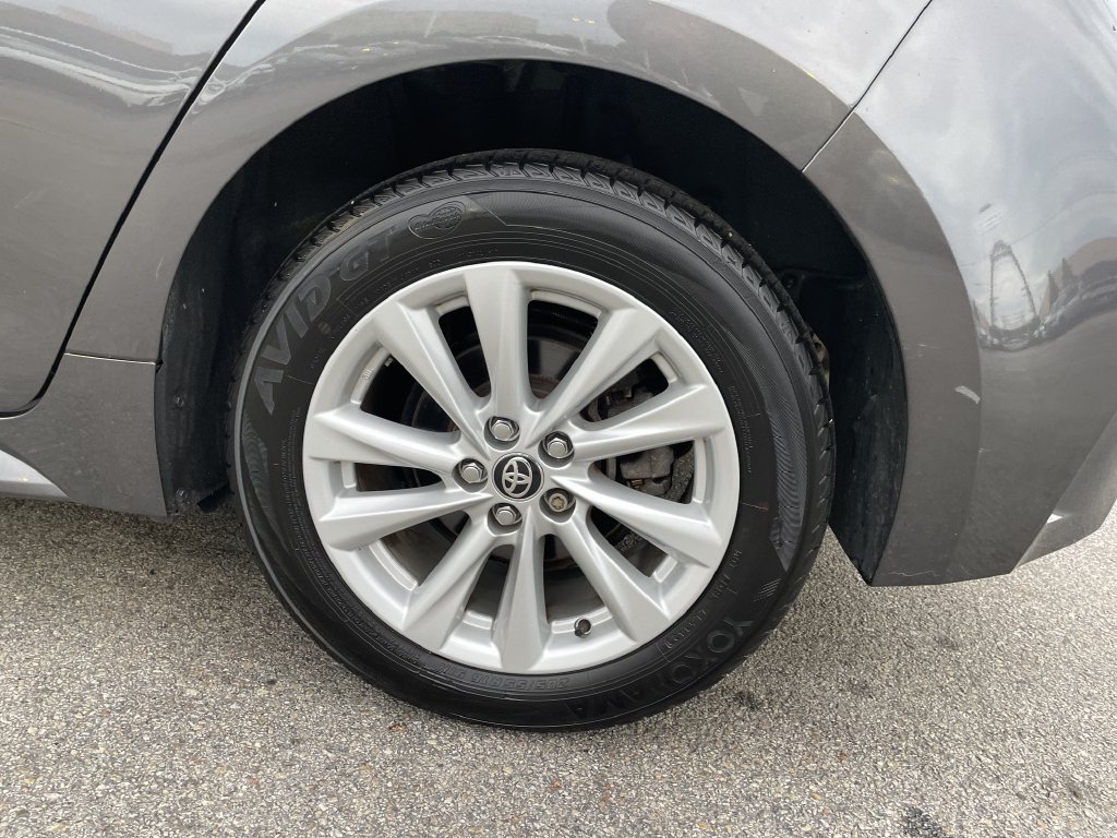 Certified 2024 Toyota Corolla SE FWD image 10