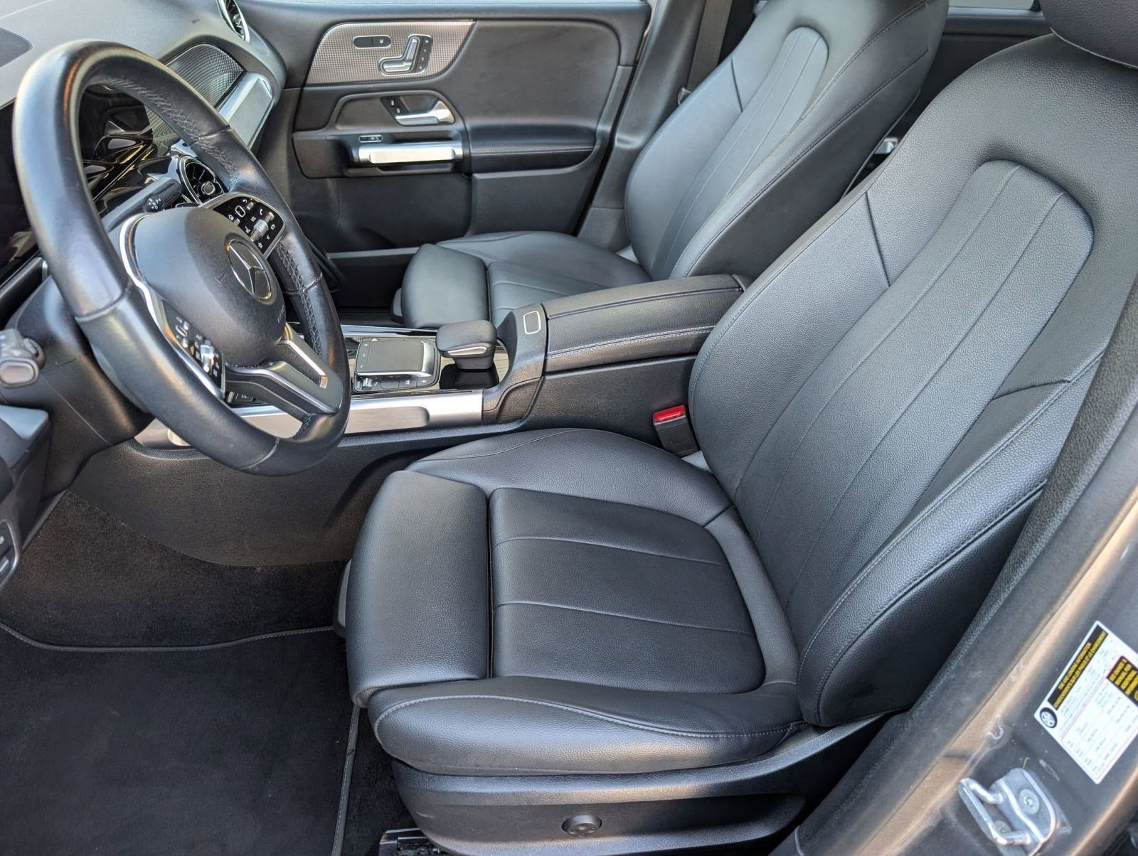 Used 2023 Mercedes-Benz GLB 250 4MATIC image 5