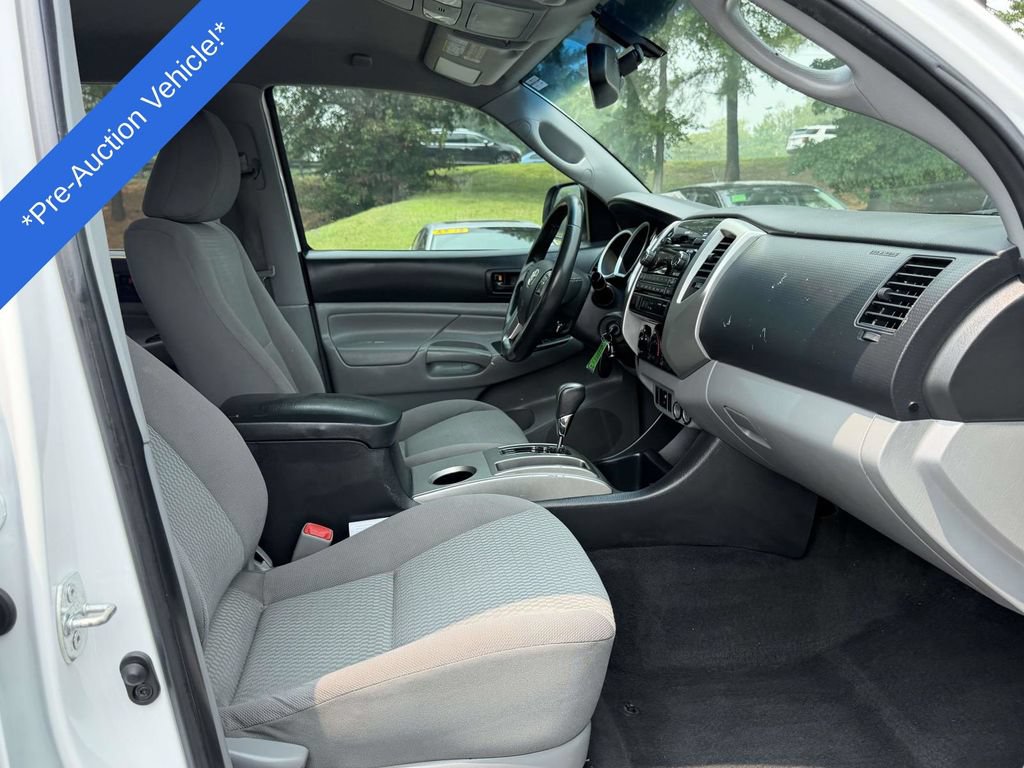 Used 2012 Toyota Tacoma PreRunner w/ SR5 Pkg RWD image 12