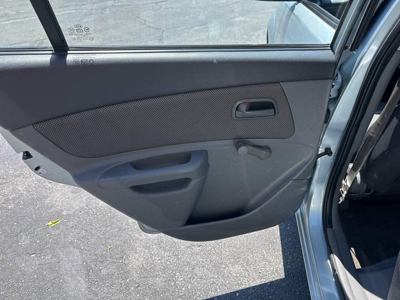 Used 2007 Kia Rio LX FWD image 7
