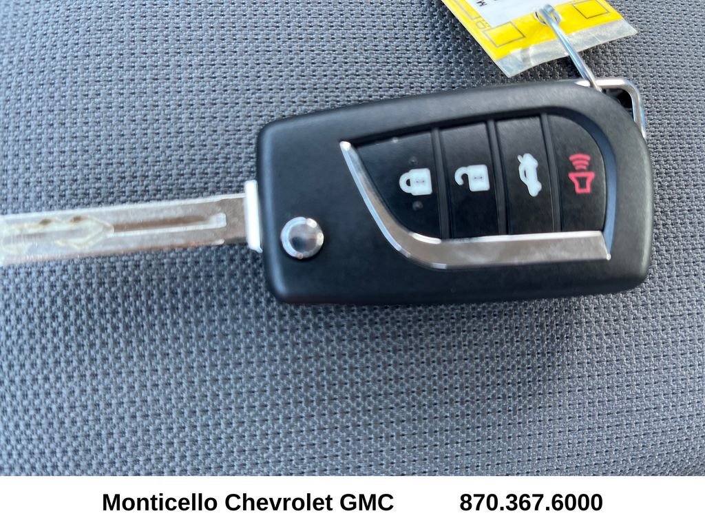 Used 2025 Toyota Corolla LE image 25