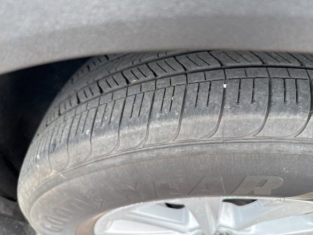 Used 2024 Toyota Grand Highlander XLE FWD image 4