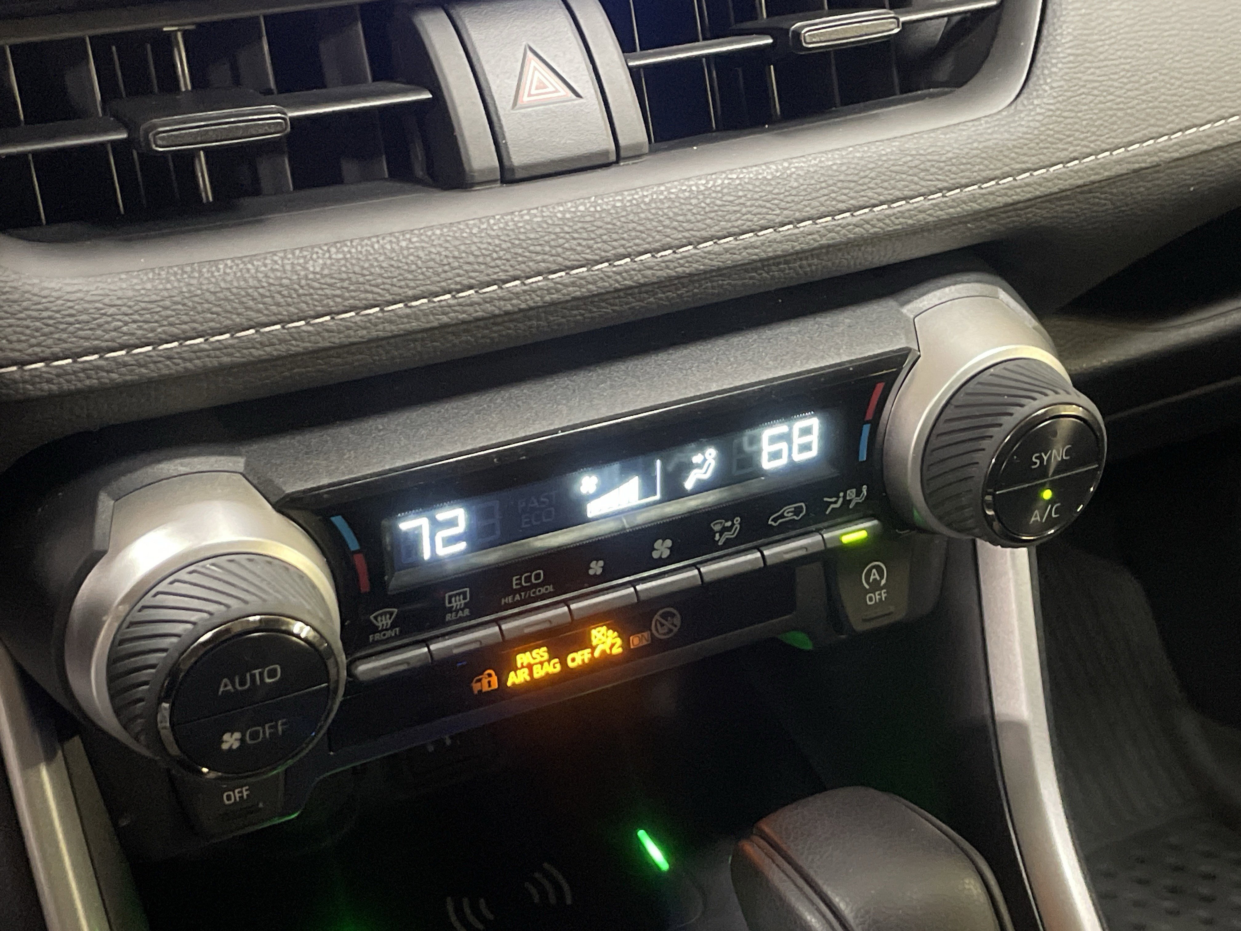 Used 2025 Toyota RAV4 XLE image 24