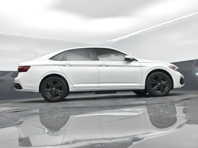 Used 2024 Volkswagen Jetta SE FWD image 50