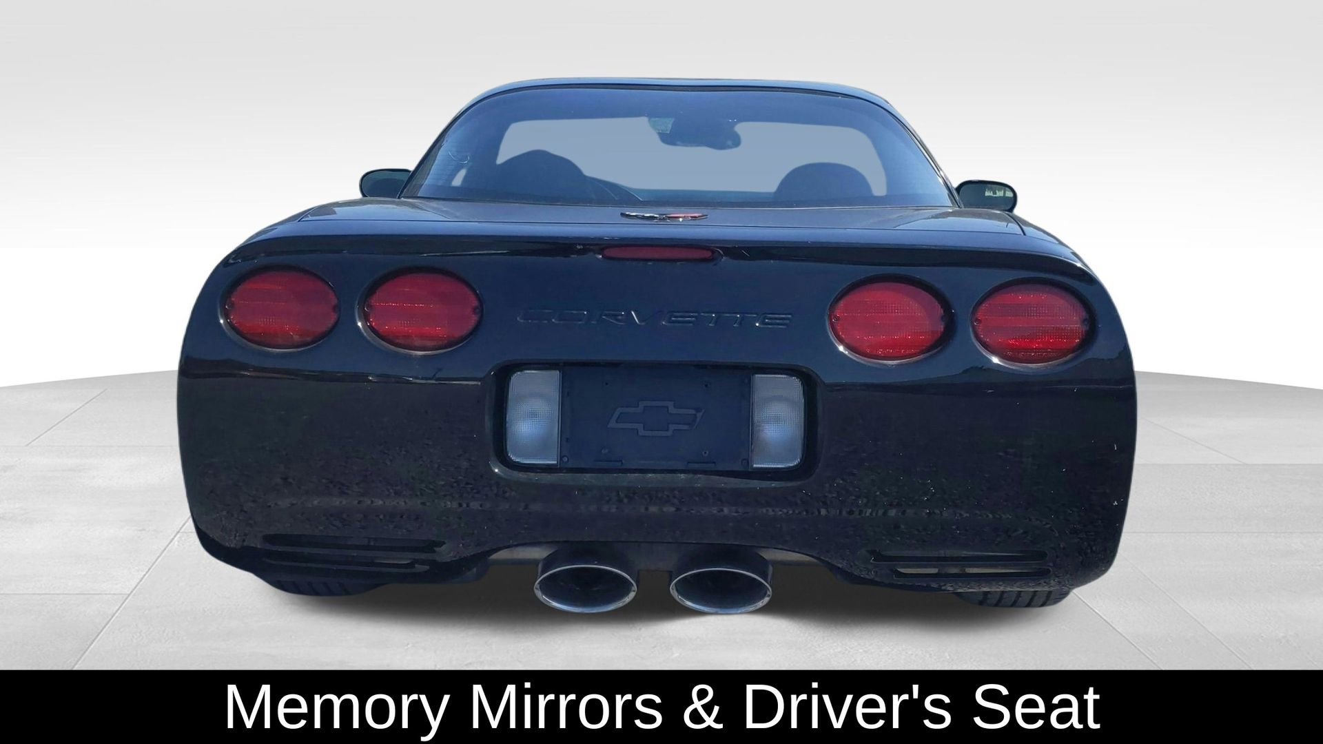 Used 1998 Chevrolet Corvette Coupe w/ Performance Handling Pkg image 5