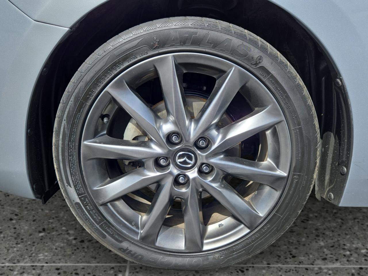 Used 2018 MAZDA MAZDA3 Touring FWD image 16