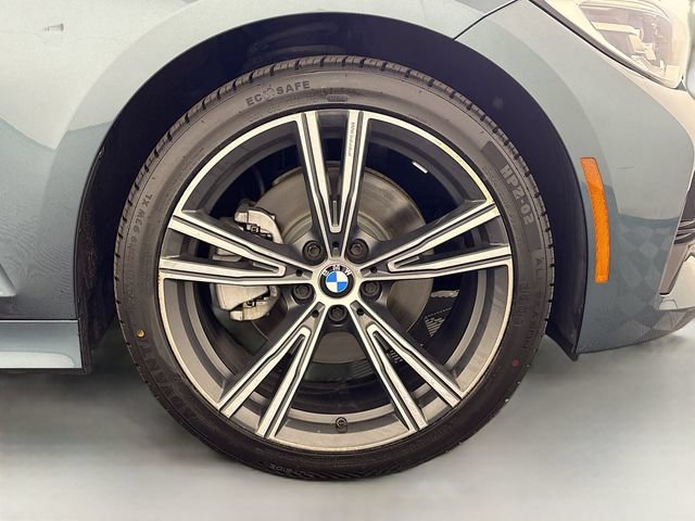 Used 2021 BMW 330i Sedan w/ Driving Assistance Package RWD image 31