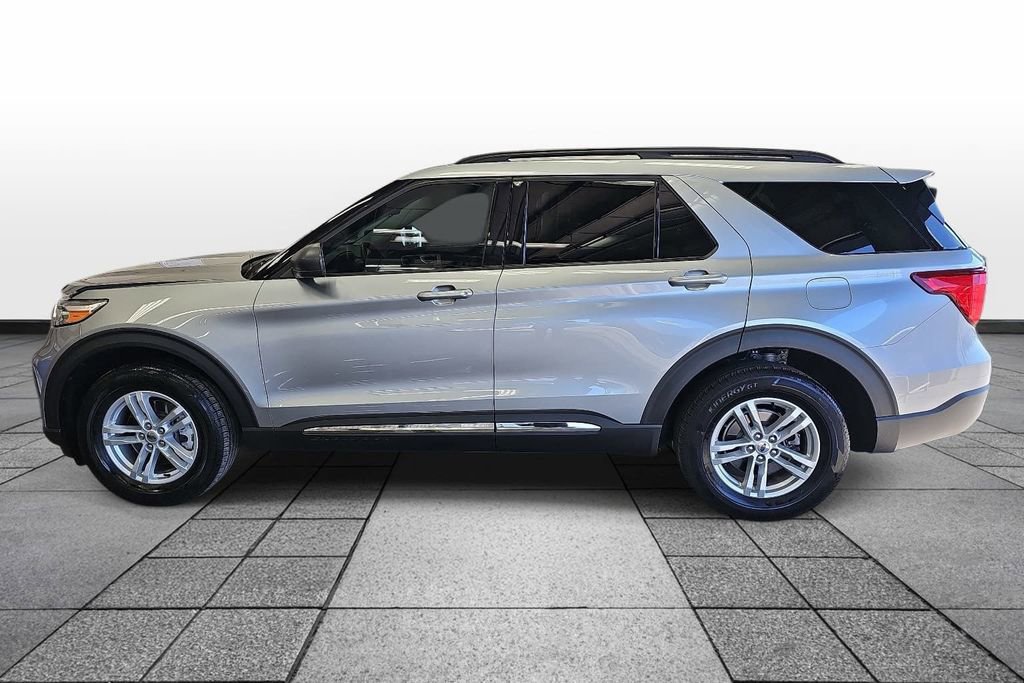 Used 2024 Ford Explorer XLT image 8