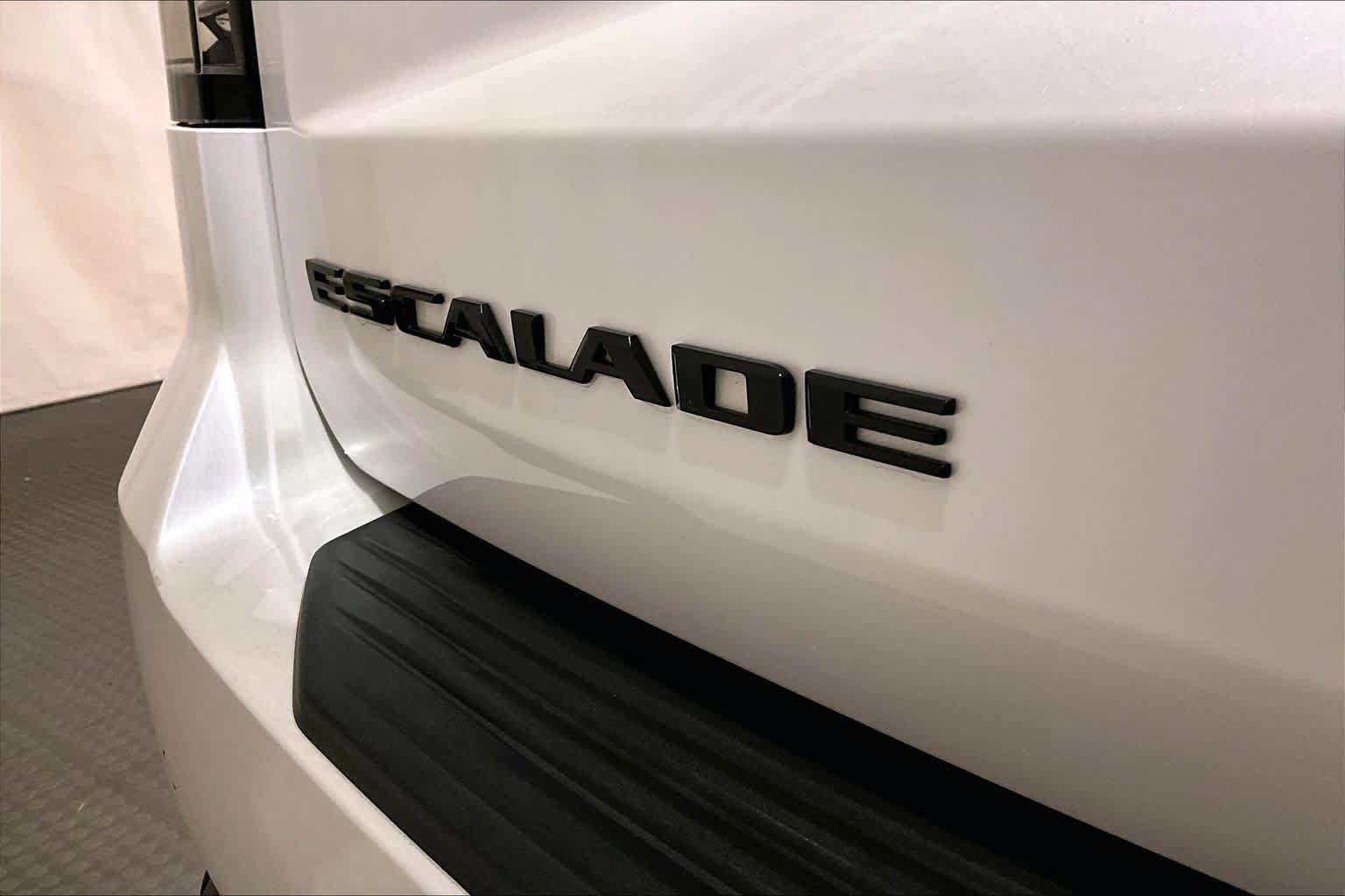 Used 2021 Cadillac Escalade Sport w/ Driver Assist Tech Package AWD/4WD image 9