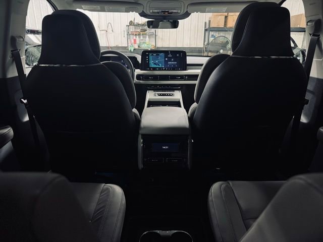 New 2026 Lincoln Aviator Reserve image 23