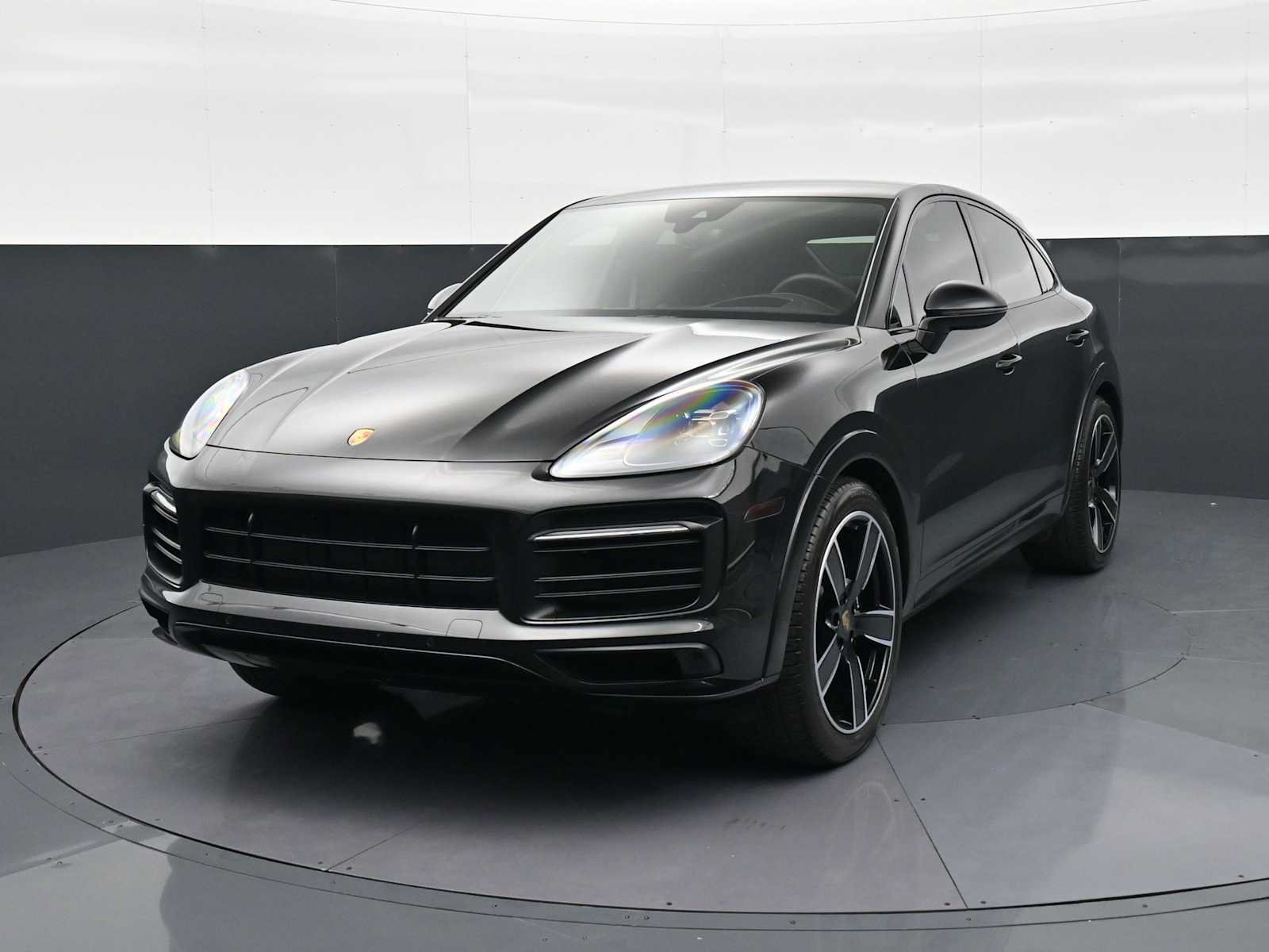 Certified 2023 Porsche Cayenne GTS AWD/4WD image 31