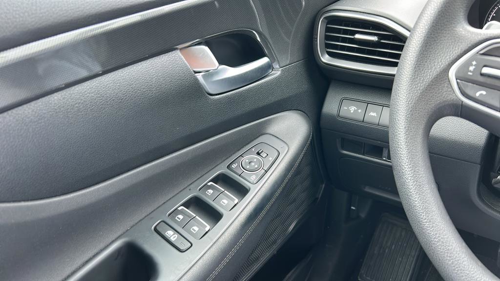 Certified 2023 Hyundai Santa Fe SE image 18