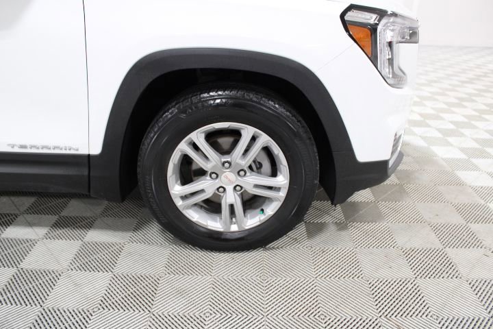 Certified 2022 GMC Terrain SLE w/ Driver Convenience Package image 48