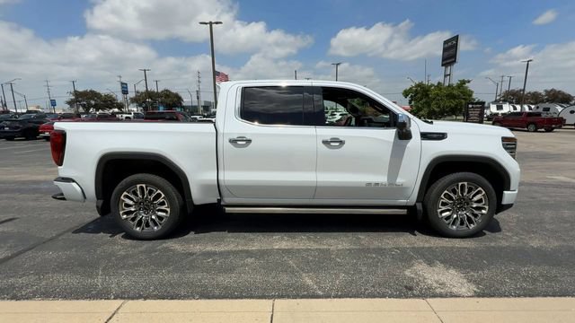 New 2026 GMC Sierra 1500 Denali Ultimate AWD/4WD image 9
